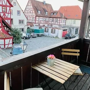 Mitten In Den Weinbergen Sommerhausen